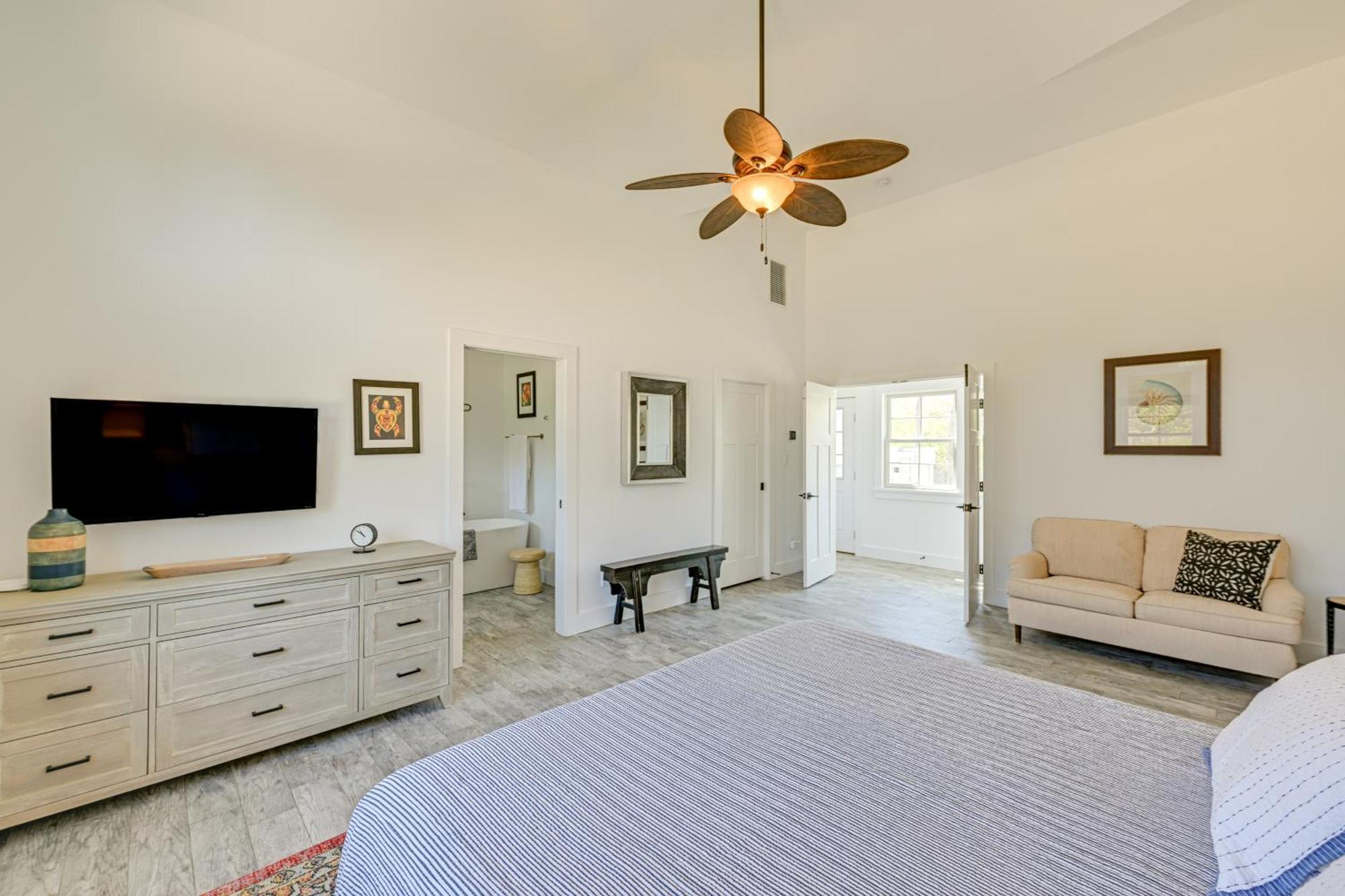 Distinctive Hamptons Home With Pool Near Bay, Ocean 汉普顿贝斯 外观 照片