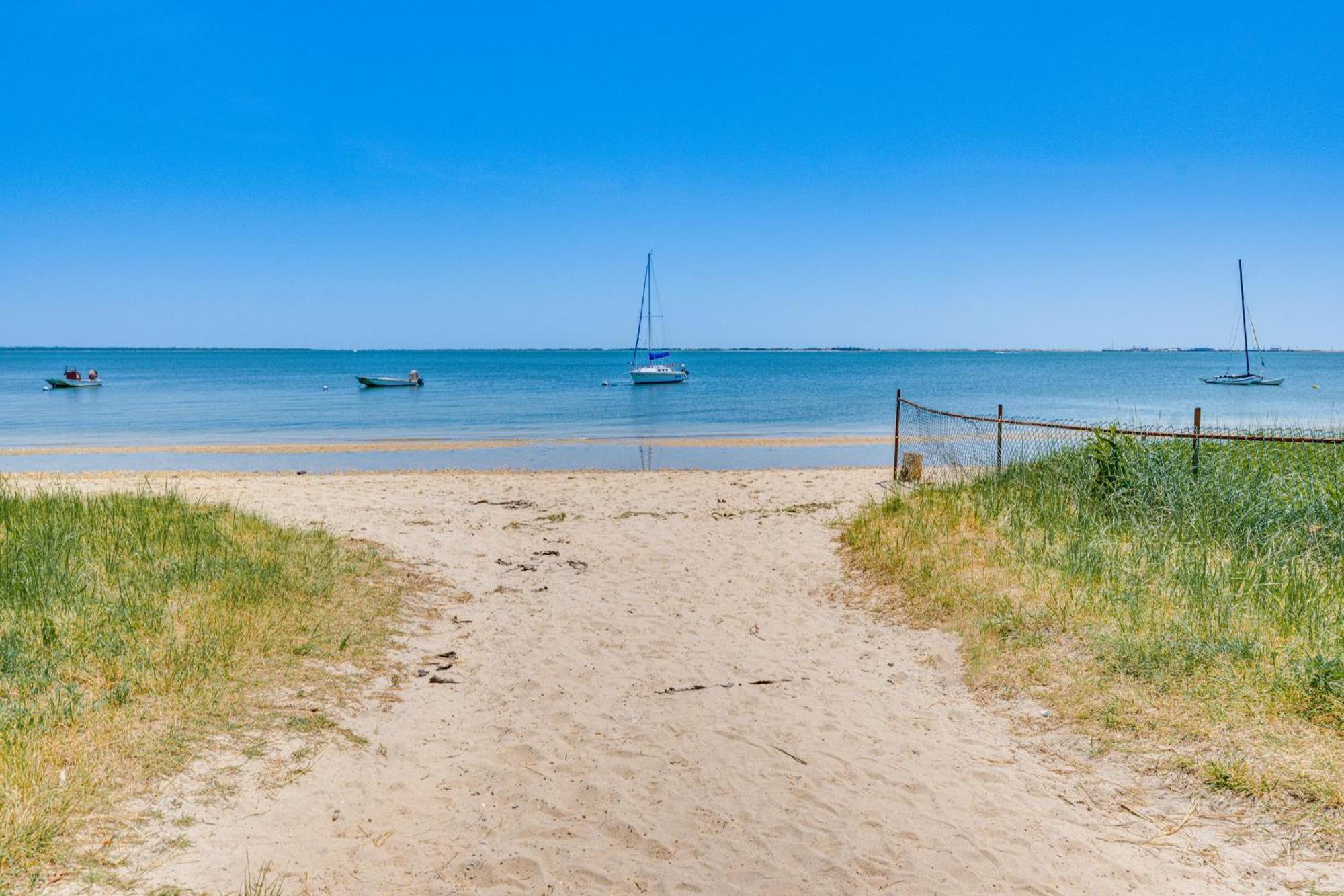 Distinctive Hamptons Home With Pool Near Bay, Ocean 汉普顿贝斯 外观 照片