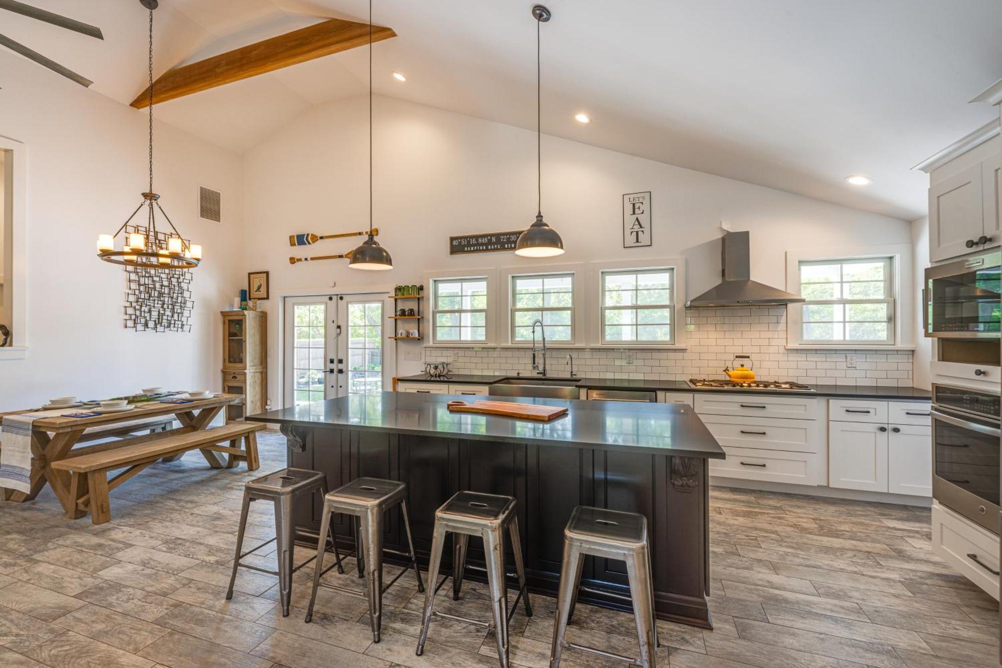 Distinctive Hamptons Home With Pool Near Bay, Ocean 汉普顿贝斯 外观 照片