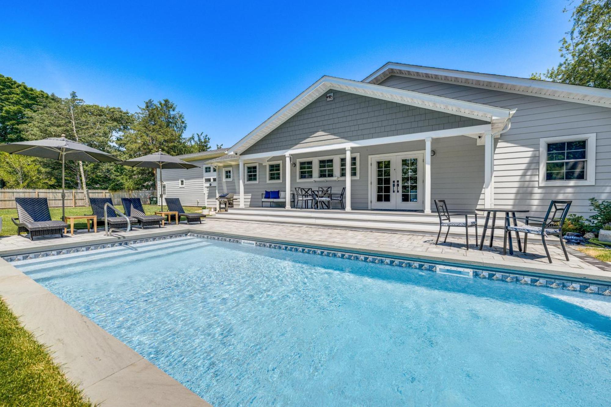 Distinctive Hamptons Home With Pool Near Bay, Ocean 汉普顿贝斯 外观 照片